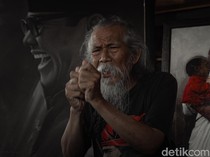 Mbah Kibar Berkarya Lagi Usai Sukses Lunasi Utang Rp 500 Juta Lewat Lukisan