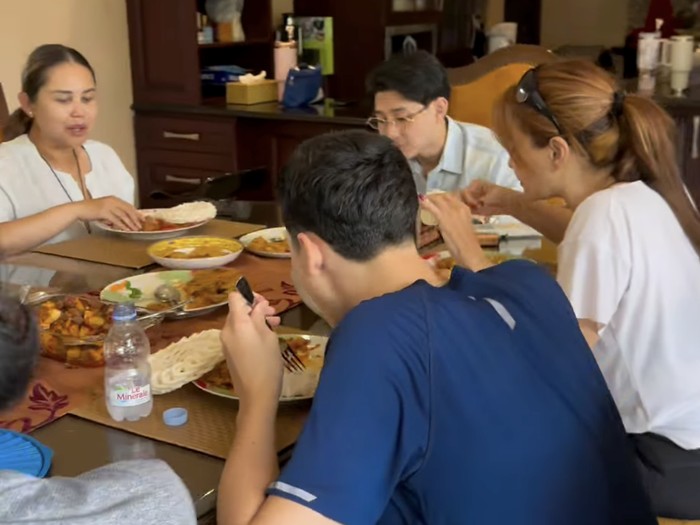 Teuku Rassya Berlutut di Hadapan Tamara Bleszynski Usai Nikah