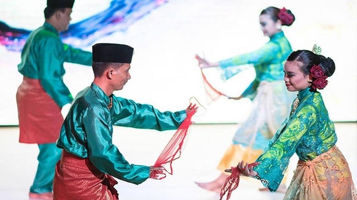 Tari Serampang XII (Doc. Laman Pariwisata Indonesia/ pariwisataindonesia.id(
