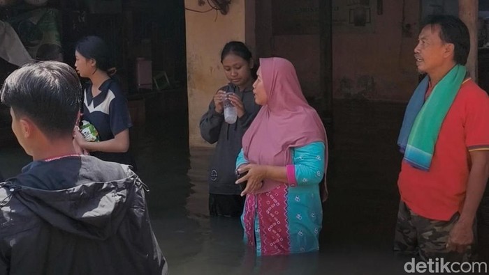 Kondisi banjir di Joyontakan Solo siang ini, Rabu (15/4/2026).