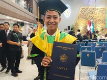 Skripsi yang Antarkan Beckham Putra dan Jeje Ritchie Ismail Jadi Sarjana