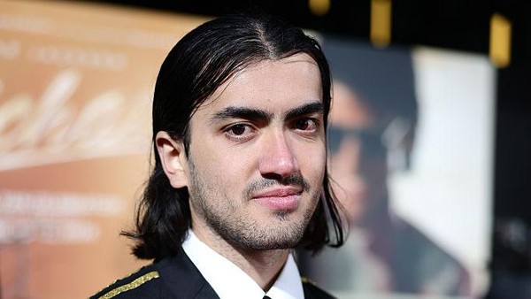 Penampilan Anak Bungsu Michael Jackson di Red Carpet, Jarang Tersorot Publik