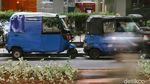 Bajaj dan Taksi Ngetem hingga Makan Jalan di Pasar Mayestik