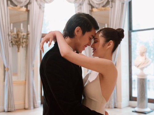 El Rumi dan Syifa Hadju