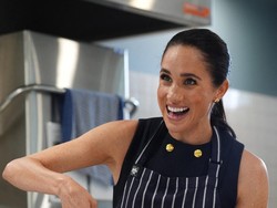Meghan Markle Dukung Desainer Lokal lewat Outfit Hitam di MasterChef Australia