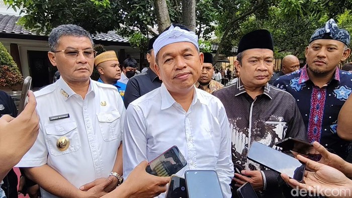 Gubernur Jabar Dedi Mulyadi