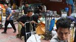 Hiruk Pikuk Pedagangan di Pasar Grosir Guangzhou