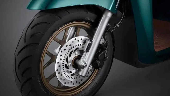 Ilustrasi ban motor besar