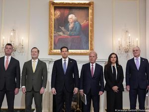 Video Utusan Lebanon-Israel Bertemu di Washington, Menlu AS Jadi Penengah