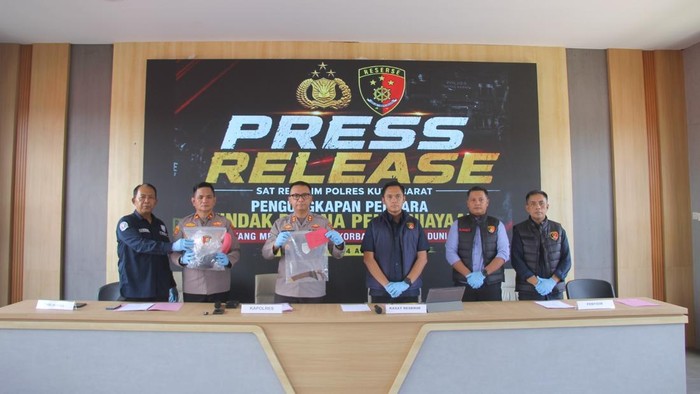 Jumpa pers Polres Kubar