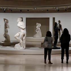 Karya Legendaris Michelangelo dan Rodin Dipamerkan Bersama di Louvre