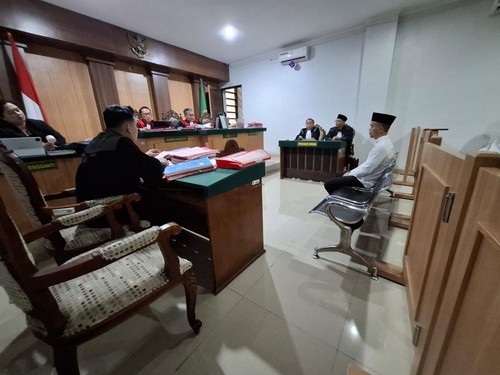 Alfan Harvi Putra, saat menjalani persidangan di PN Kepanjen, Kab Malang perkara narkoba