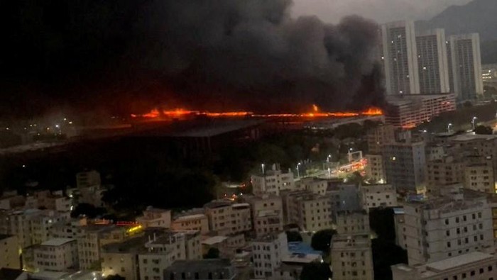 Kebakaran di Pabrik BYD China, Area Parkir Bertingkat Jadi Sumber Api