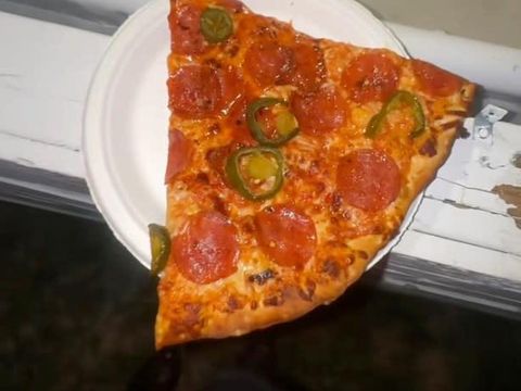 Heboh! Pizza Rp400 Ribu di Coachella Diduga Bikin Penonton Keracunan Makanan