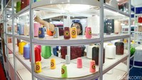 Selain itu, pameran ini menjadi wadah business matching yang mempertemukan pelaku usaha nasional dan internasional. Hal ini membuka peluang kemitraan serta investasi yang lebih luas bagi industri tekstil dalam negeri.