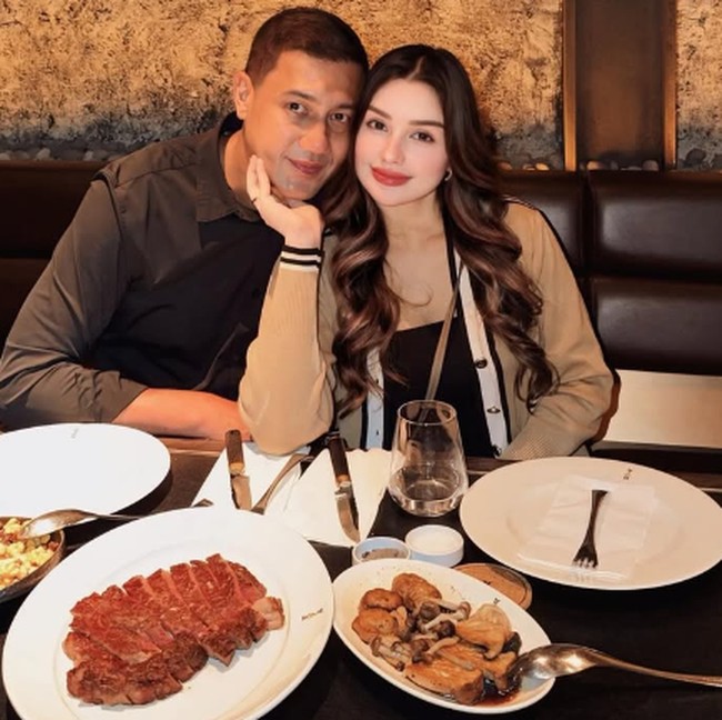 Potret Nourah Passya Jajan di Korea hingga Dinner Bareng Teuku Rafly