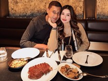 Potret Nourah Passya Jajan di Korea hingga Dinner Bareng Teuku Rafly