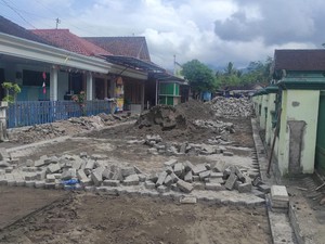 Pavingisasi Terminal Sarongan Banyuwangi Dikebut, Sudah 50%