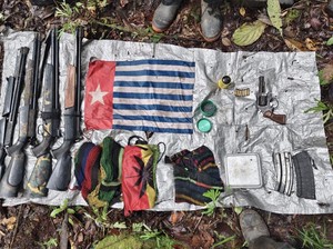 TNI Grebek Markas OPM di Nduga Papua, Senpi hingga Amunisi Disita