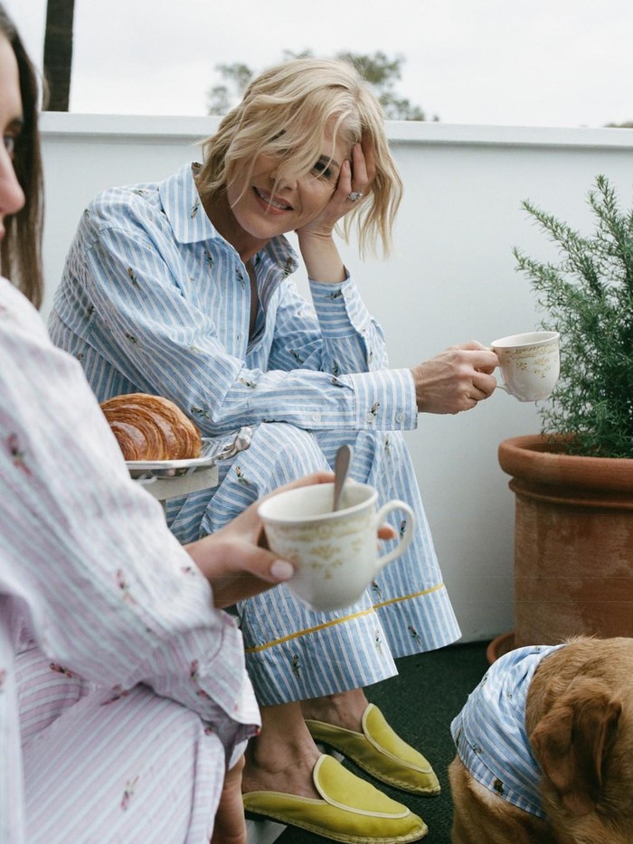 Selma Blair Rilis Piyama.
