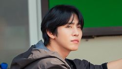 Ahn Hyo Seop Slow Living di Desa Jadi Petani