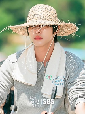 Ahn Hyo Seop Slow Living di Desa Jadi Petani