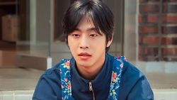 Ahn Hyo Seop Slow Living di Desa Jadi Petani