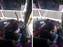 Viral Sopir Bus Nyetir sambil Pangku Wanita