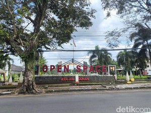 Sepinya Taman Kertawangunan Kuningan, Pendapatan Pedagang Turun Drastis