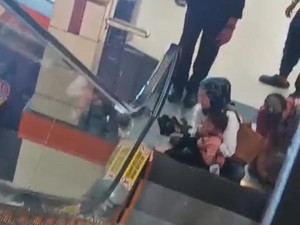 Viral Kaki Bocah 6 Tahun Terjepit Eskalator di Neo Solo Grand Mall