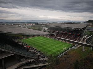 Uniknya Stadion Bola di Portugal yang Dibangun di Bekas Tambang Batu