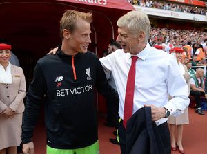Eks Kiper Arsenal Alex Manninger Tewas usai Ditabrak Kereta