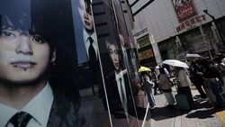 ARMY Serbu Pop-up BTS di Shibuya