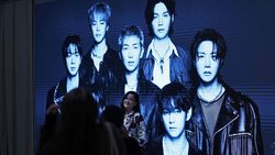 ARMY Serbu Pop-up BTS di Shibuya