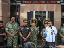 Video 4 Pelaku Penyiraman Air Keras ke Andrie Yunus Dijerat Pasal Berlapis