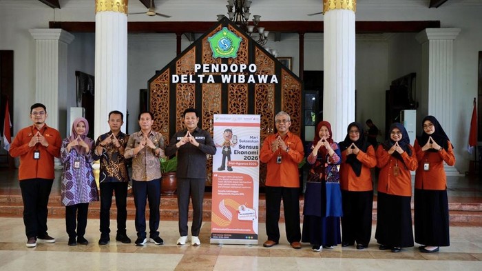 Bupati Sidoarjo bersama BPS di Pendopo Delta Wibawa.