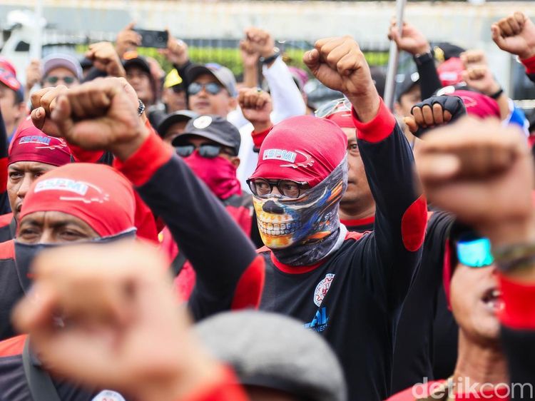 Buruh Bergerak Jelang May Day, DPR Jadi Titik Aksi