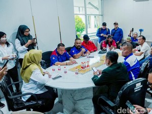 Pemkab Karawang Serap Aspirasi Buruh soal Penolakan Ancaman PHK