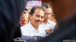 Demo di DPR, Roy Suryo Tuntut Jokowi Buka Ijazah ke Publik
