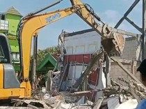 Seorang TKW Pilih Robohkan Rumah di Tanah Calon Suami Usai Batal Nikah