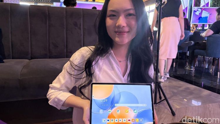 Tampilan Lenovo Yoga Tab 11.1 yang Baru Rilis di Indonesia