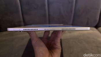 Sementara Consumer Product Manager Lenovo Indonesia, William Hartoyo, menjelaskan tablet ini fungsinya diperuntukkan untuk mendukung proses kreatif, productivity bagi para kreator, ilustrator, dan user yang memang membutuhkan tablet berperforma tinggi dan cepat. Foto: Panji Saputro/detikINET