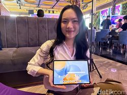 Tampilan Lenovo Yoga Tab 11.1 yang Baru Rilis di Indonesia