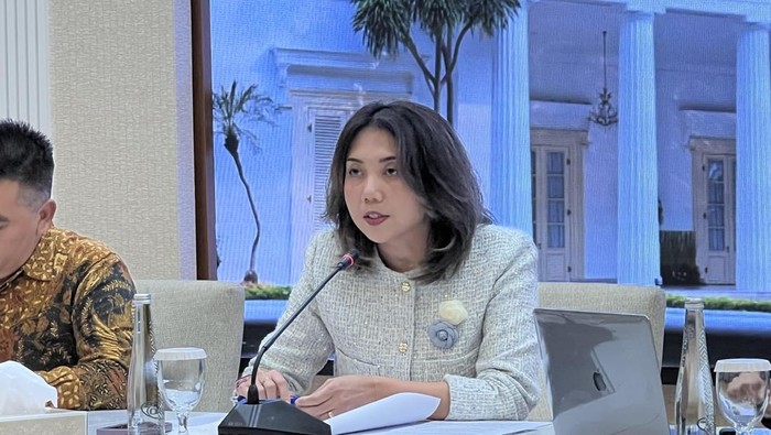 Juru Bicara Kemlu Yvonne Mewengkang di kantor Kemlu, Jakarta Pusat, Kamis (16/4/2026).