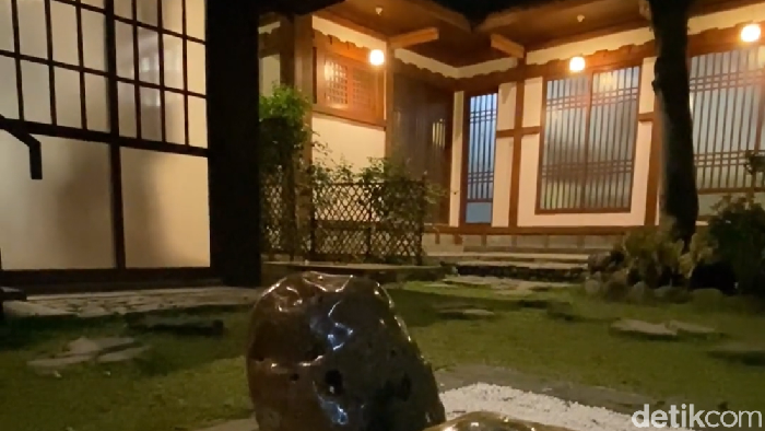 Kafe ala korea di Surabaya