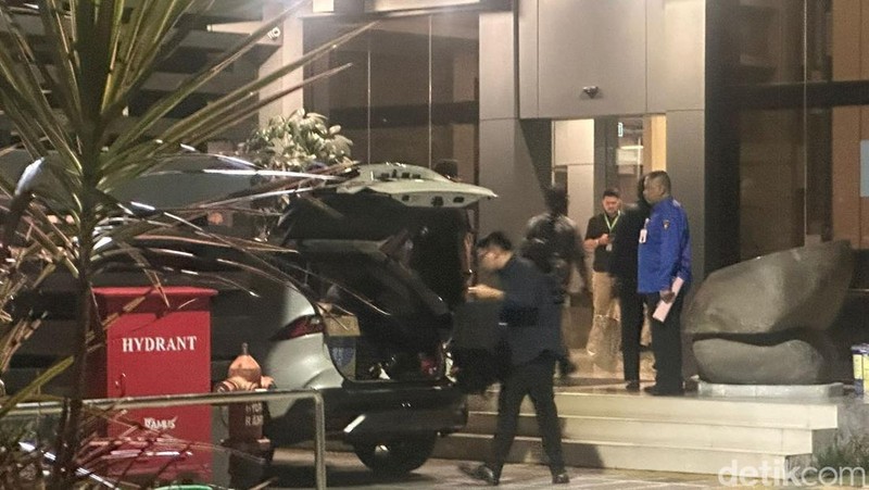 Kejati Geledah Kantor ESDM Jatim