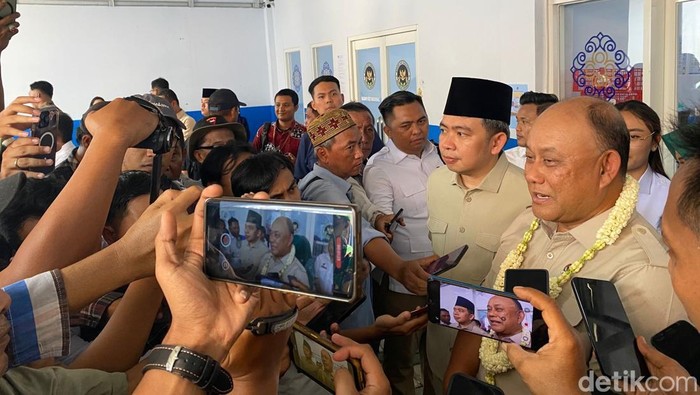 Kepala BGN bersama Bupati Jember Gus Fawait