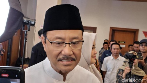Menteri Sosial RI Saifullah Yusuf saat berkunjung ke Mataram, Kamis (16/4/2026).