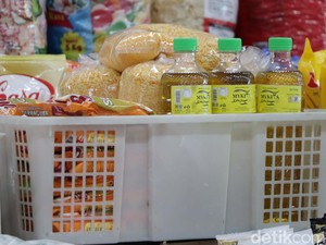 Harga Minyak Goreng di Pasar Legi Ponorogo Naik, Stoknya Menipis