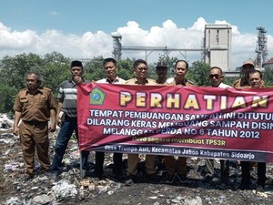 Jadi Tempat Buang Sampah Sembarangan, TPA Liar Trompoasri Sidoarjo Ditutup
